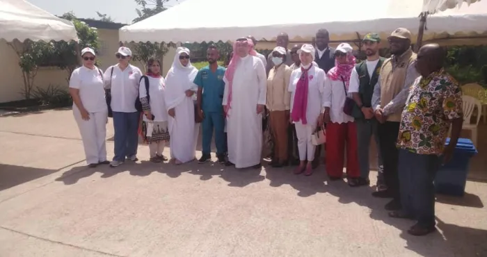 lutte-contre-la-cecite-en-cote-divoire-lambassadeur-darabie-saoudite-lance-une-vaste-campagne-doperation-de-la-cataracte-au-chu-de-treichville