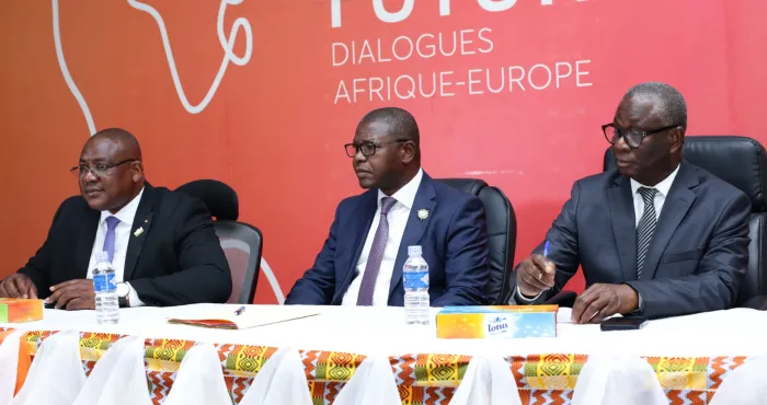 colloque-sur-le-developpement-local-le-bilan-de-cisse-bacongo-a-la-mairie-de-koumassi-salue-par-des-universitaires
