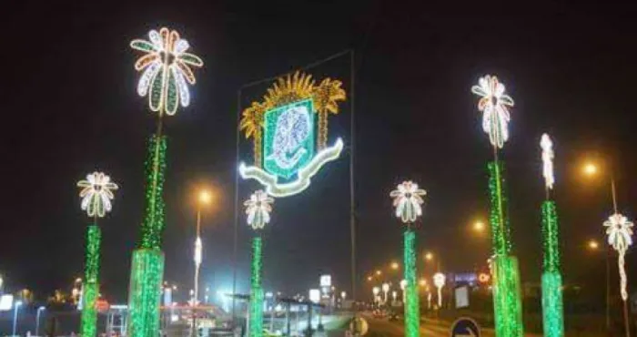 illumination-des-fetes-de-fin-dannee-la-feerie-va-toucher-les-31-regions-de-la-cote-divoire