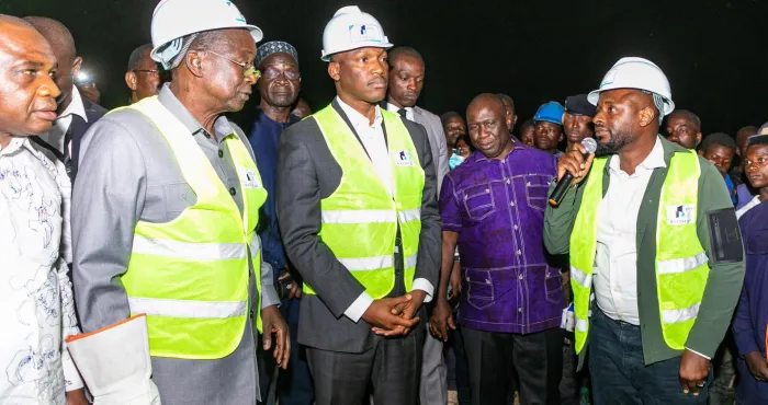 haut-sassandra-electrification-des-localites-mamadou-toure-eclaire-les-villages-dadjame-et-de-zaliohouan