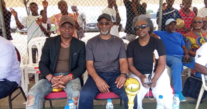 a-abidjan-pour-les-vacances-dakouri-lohore-jean-guy-pose-des-actes