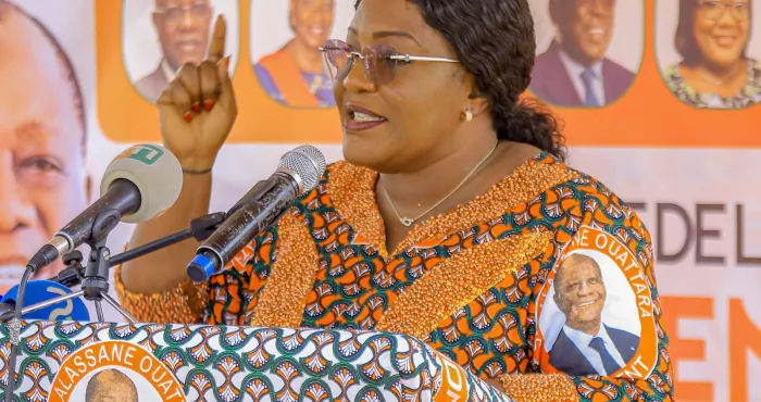 journee-de-la-solidarite-harlette-badou-pdt-uf-rhdp-aux-femmes-d-anyama-nous-avons-toutes-un-role-a-jouer-dans-la-construction-dun-avenir-meilleur-pour-notre-parti-et-notre-pays