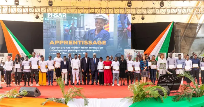 lancement-du-programme-national-de-stage-dapprentissage-et-de-reconversion-pnsar-le-gouvernement-deploie-sa-machine-pour-offrir-des-opportunites-a-142-000-jeunes