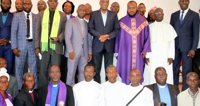 stade-leon-robert-de-man-plus-de-30-000-fideles-chretiens-vont-prier-pour-la-cote-divoire