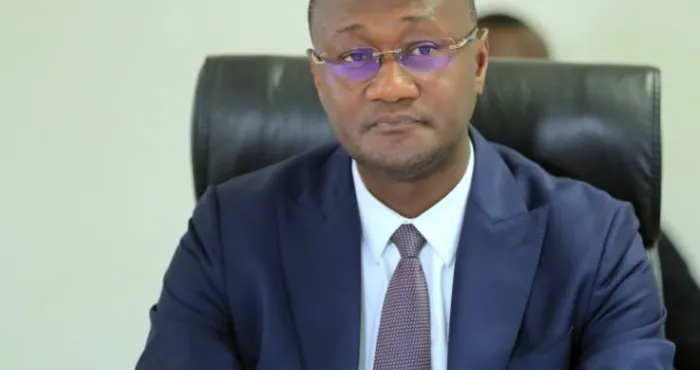 sortie-de-laurent-gbagbo-sur-lendettement-de-la-cote-divoire-le-ministre-moussa-sanogo-donne-un-cours-magistral-sur-la-dette-pour-les-nuls