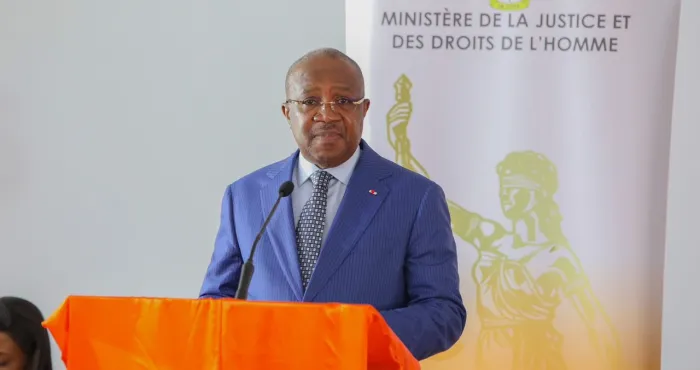 digitalisation-des-actes-de-justice-le-certificat-de-nationalite-ivoirienne-desormais-en-un-clic
