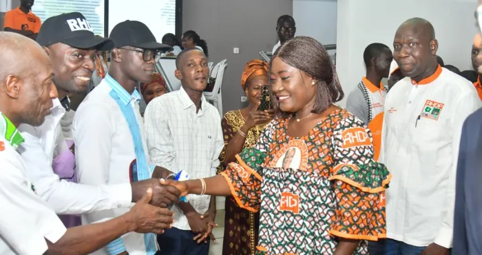 presidentielle-de-2025-pr-mariatou-kone-met-en-mission-les-enseignants-du-rhdp