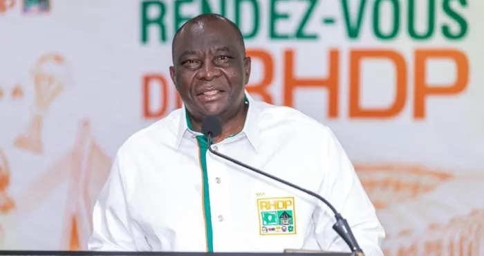 affaire-digba-dette-adjoumani-repond-a-laurent-gbagbo-le-president-na-pas-le-temps-a-consacrer-aux-vains-bavardages