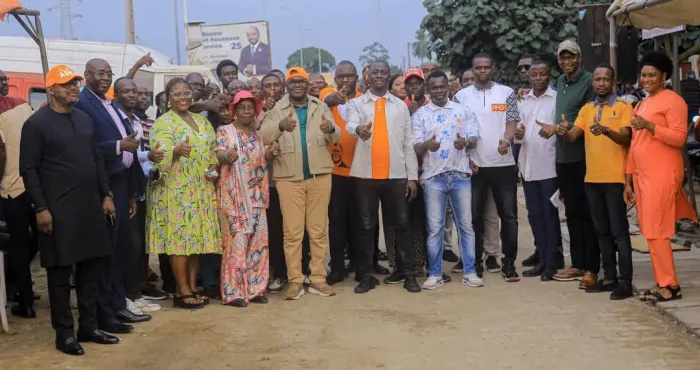 tournee-de-mobilisation-a-yopougon-kone-mamadou-vent-la-candidature-dalassane-ouattara