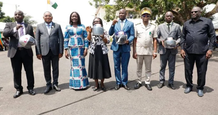 mise-en-oeuvre-du-projet-clef-la-ministre-mariatou-kone-renforce-les-capacites-operationnelles-des-acteurs-du-systeme-educatif-a-duekoue