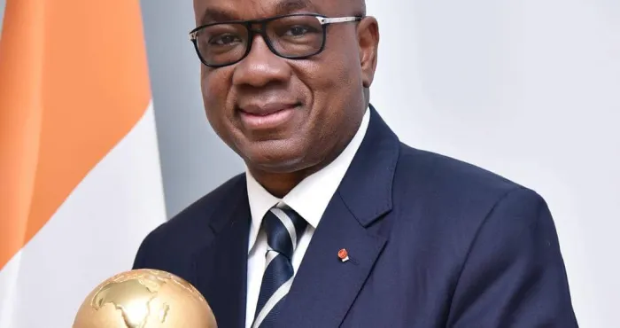 caf-representants-au-conseil-de-la-fifa-yacine-idriss-diallo-un-candidat-ambitieux-et-credible