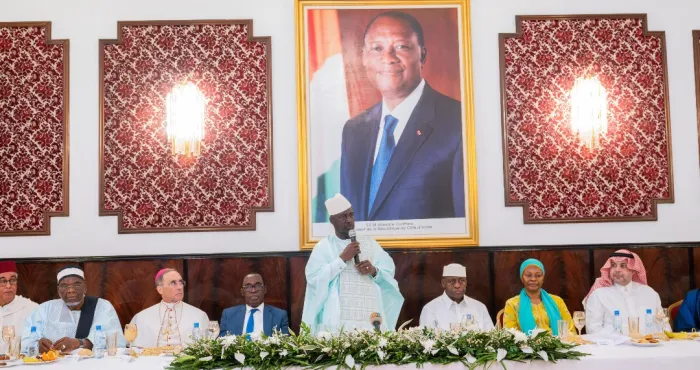 renforcement-des-relations-diplomatiques-adama-bictogo-reunit-les-ambassadeurs-pour-une-rupture-de-jeune-fraternelle