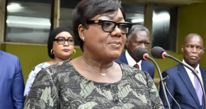 greve-des-enseignants-anne-ouloto-rassure-le-gouvernement-reste-ouvert-au-dialogue