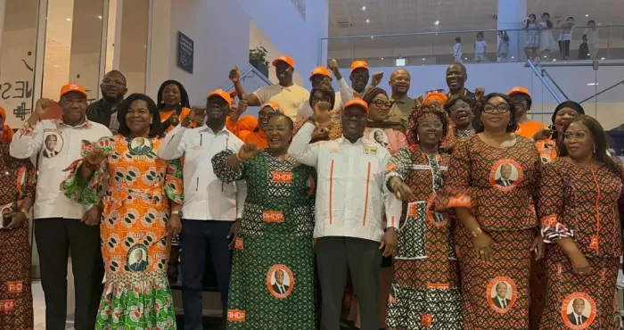en-mission-de-mobilisation-en-france-harlette-badou-pdte-uf-rhdp-aux-militantes-de-france-nous-ne-devons-plus-dormir