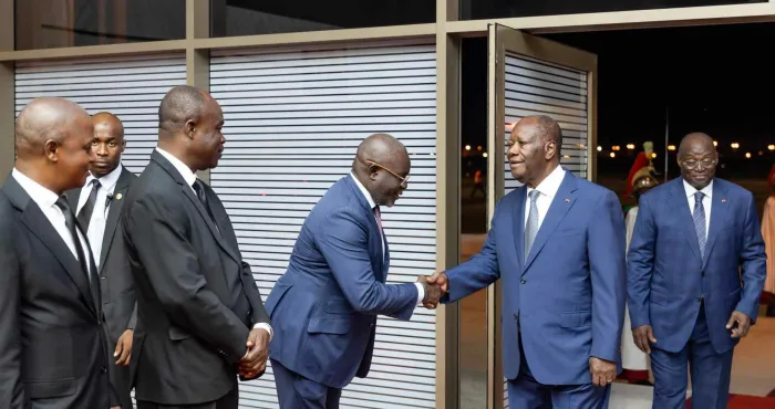 diffusion-de-fausses-informations-sur-le-president-ouattara-une-enquete-revele-des-liens-avec-des-acteurs-burkinabes-et-lopposition-ivoirienne