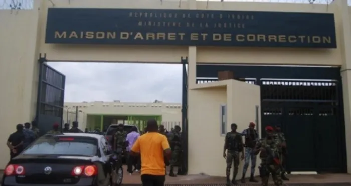 lutte-contre-la-drogue-au-pole-penitentiaire-dabidjan-des-detenus-sopposent-et-se-revoltent-12-blesses