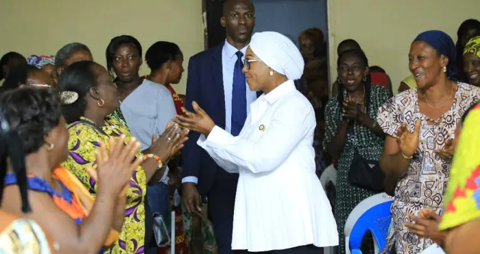 anyama-la-maire-fatima-bamba-et-les-femmes-pour-un-developpement-communautaire-renforce