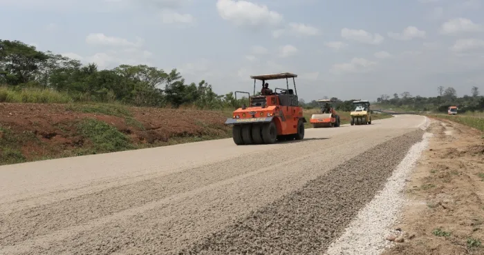 cote-divoire-les-infrastructures-routieres-qui-donnent-une-fiere-allure-au-pays