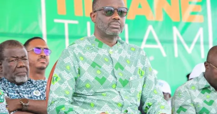 accule-destabilise-la-panique-dun-tidjane-thiam-dos-au-mur